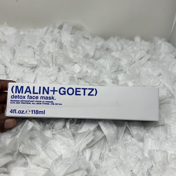 Malin + Goetz Detox Face Mask 4fl. Oz - Picture 2 of 8